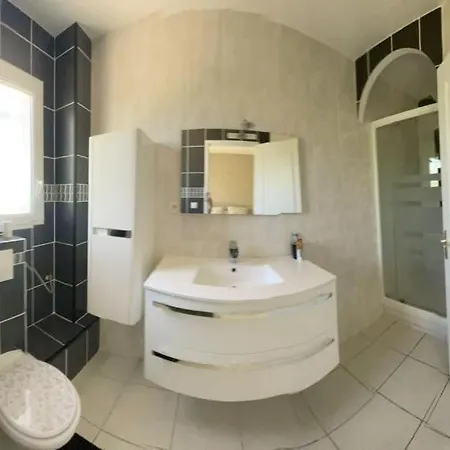 Holiday home La De L'olivier Piscine Privee Et Parking *